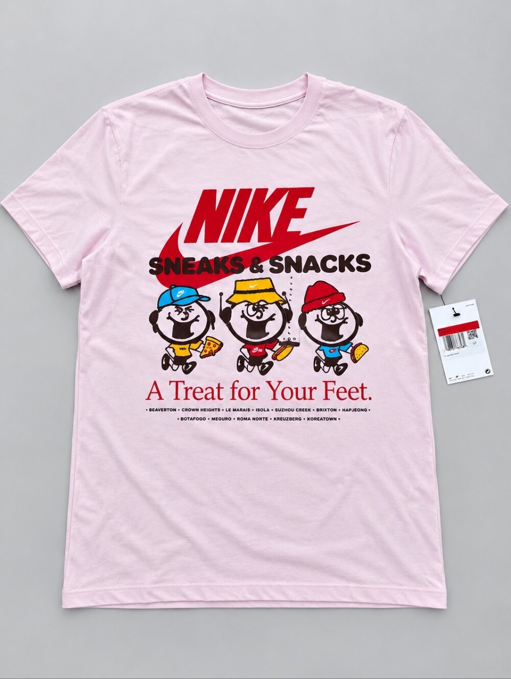 Nike Sneaks & Snacks Graphic Tee Men’s Large NWT Pink